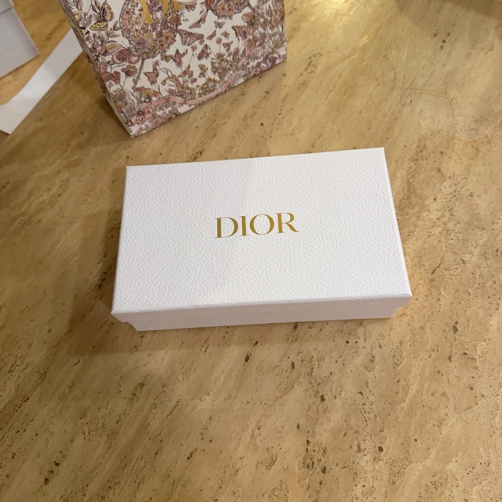 Dior White Box
